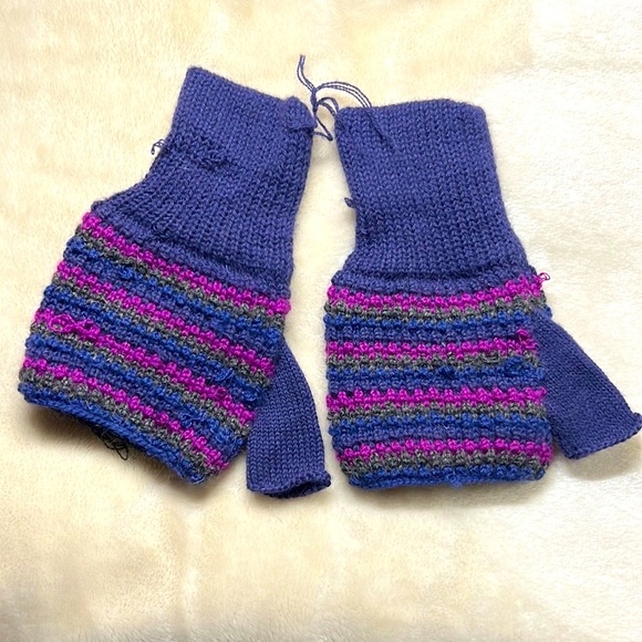 NWOT 🧤 HANDKNIT ALPACA WOOL BLUE-PURPLE-GRAY FINGERLESS KNIT GLOVES Women’s OS - Picture 2 of 7